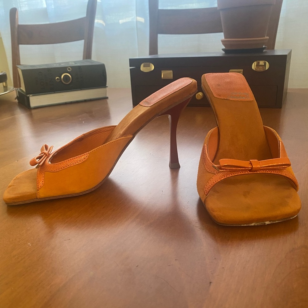 Jeffrey Campbell Bowzy Slide Orange, size 8